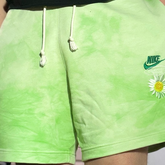 Nike Green Tie-Dye Pants - Picture 1 of 4